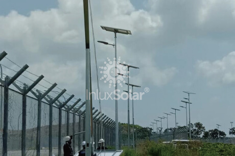 Luces solares para el Área Industrial del Petróleo en Malasia